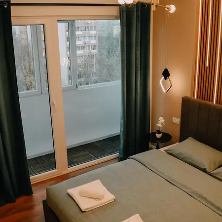 Downtown Unirii Square *