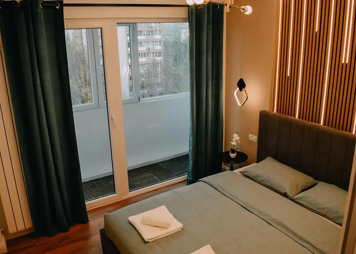 Downtown Unirii Square *