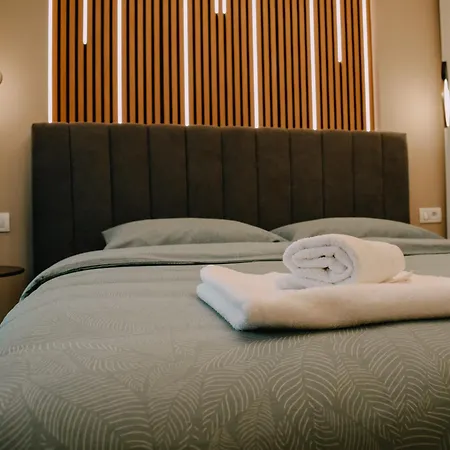 Downtown Unirii Square * Bucarest